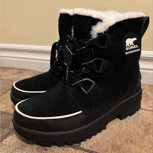 Sorel - “Tivoli V” winter boots